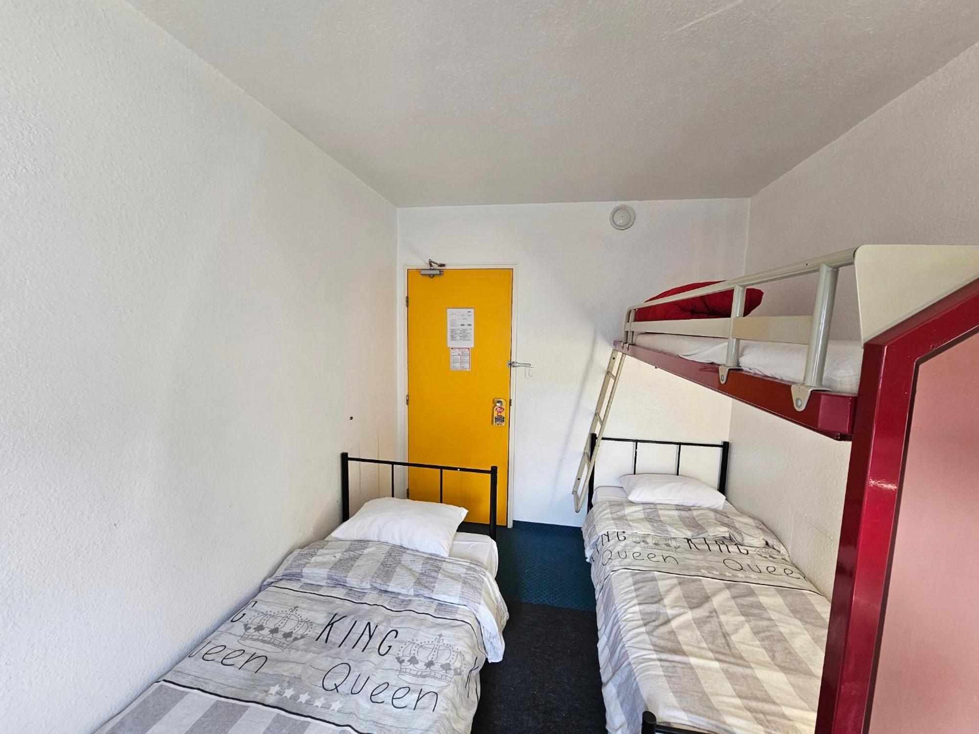 Formul'Eco Hotel Louvroil Bagian luar foto