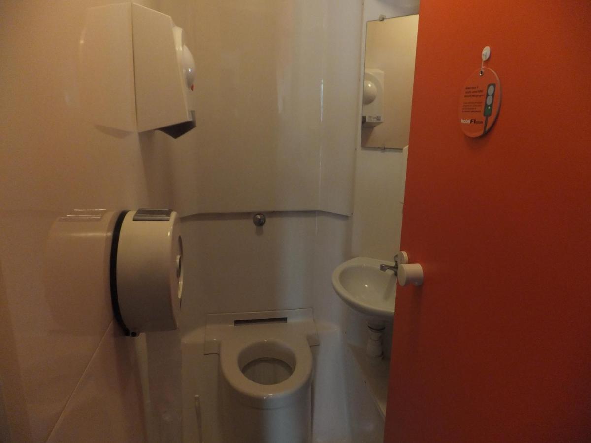 Formul'Eco Hotel Louvroil Bagian luar foto